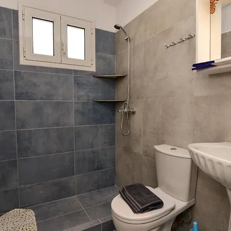 Appartamento Naxos Filoti Village House With Yard